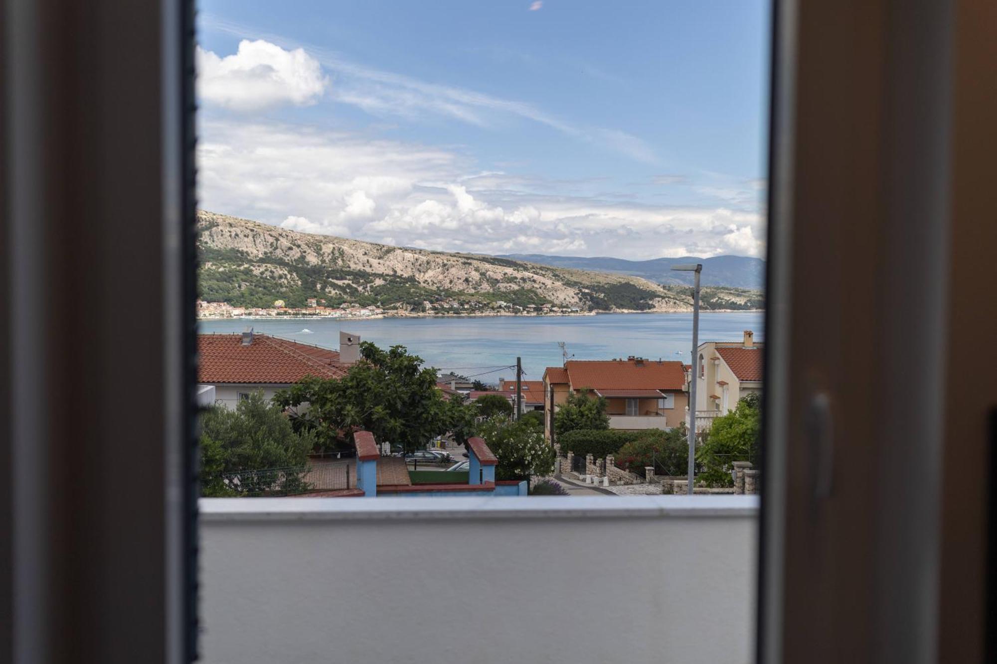 Villa Zlata - Holiday House Башка Экстерьер фото