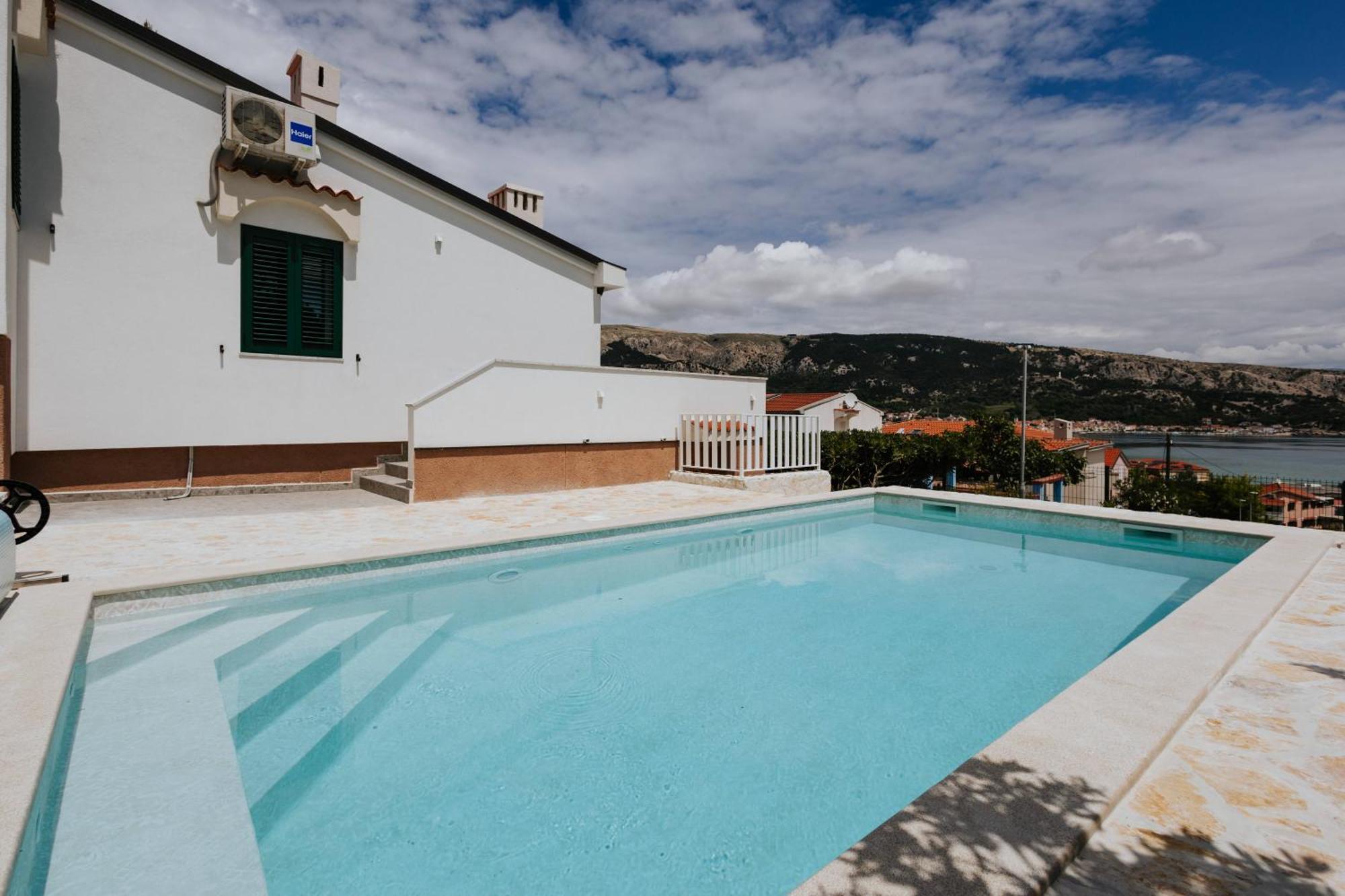 Villa Zlata - Holiday House Башка Экстерьер фото