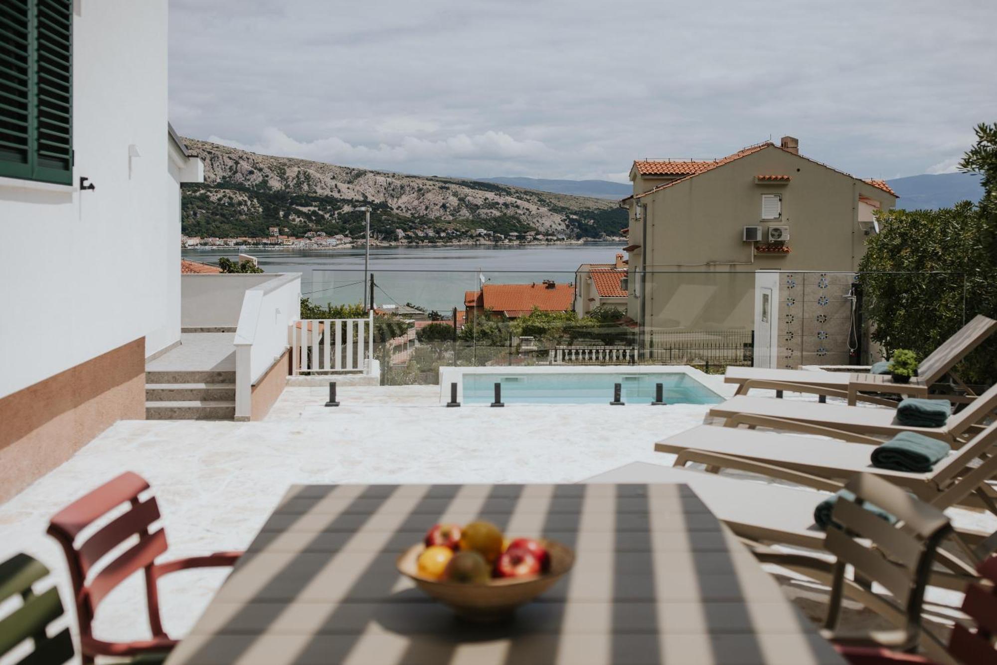 Villa Zlata - Holiday House Башка Экстерьер фото